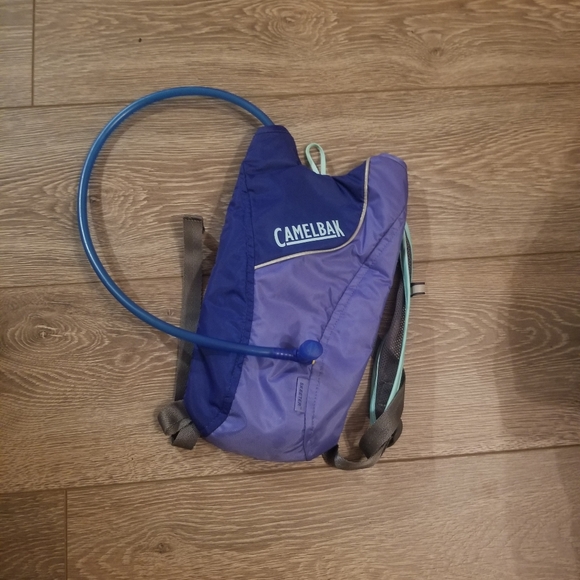 Camelbak Handbags - 50oz Camelbak EUC